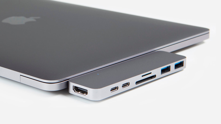 Docking station for Apple MacBook