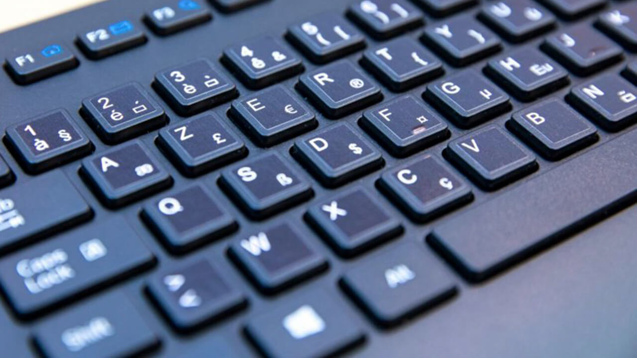 reassign keyboard keys windows 10 laptop